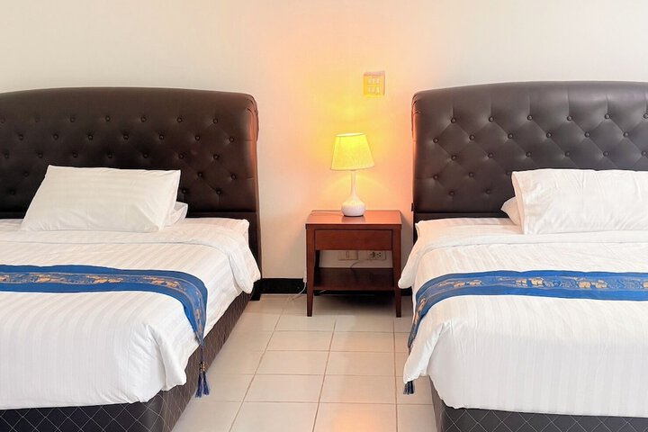 Room 6 of 24