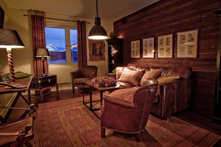 Room 5 of 63
