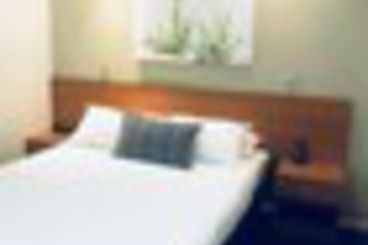 Room 41 of 159