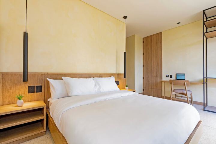 Room 6 of 45