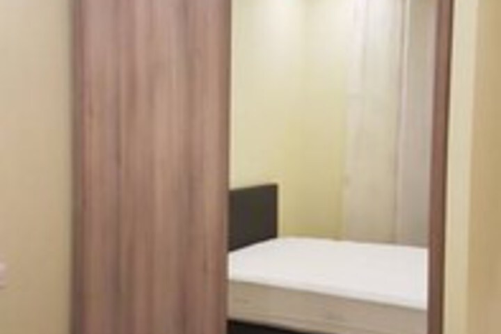 Room 9 of 21