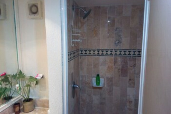 Room 3 of 3