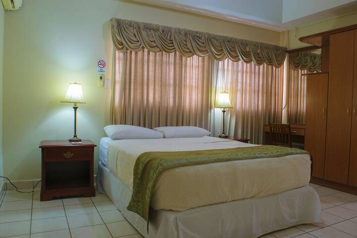 Room 15 of 39