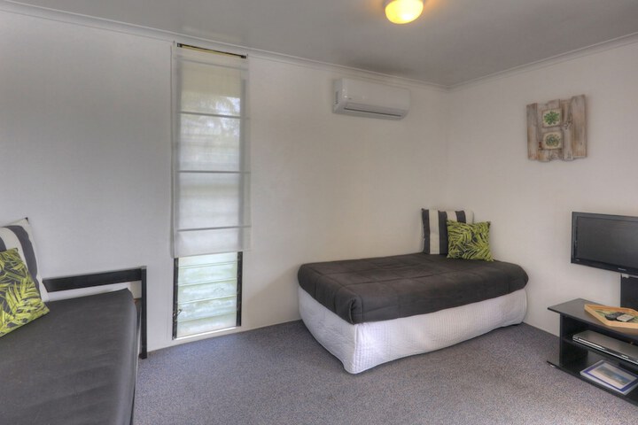 Room 2 of 13