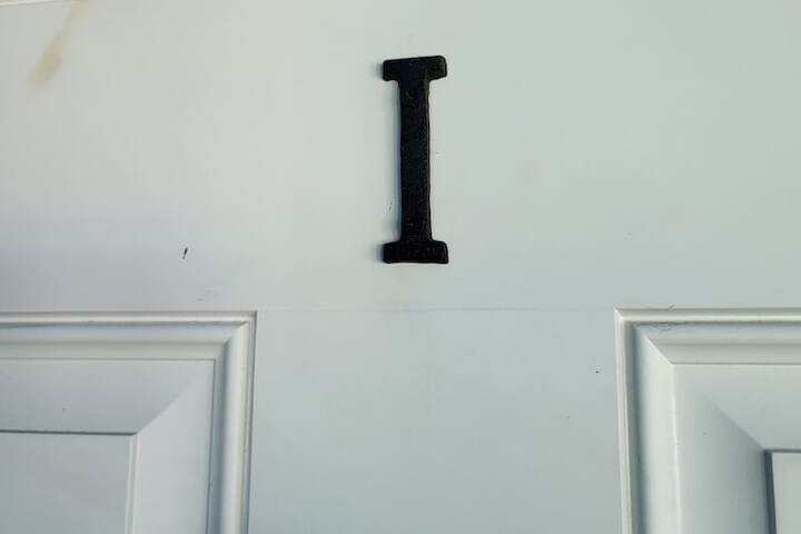 Room 100 of 222