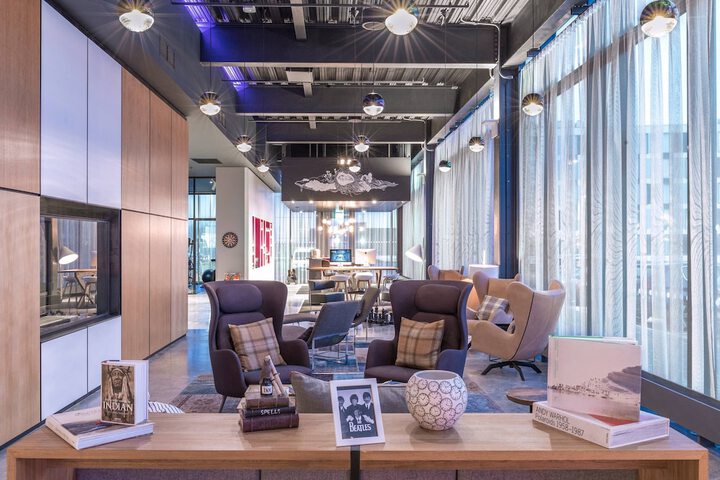 Guest Lobby