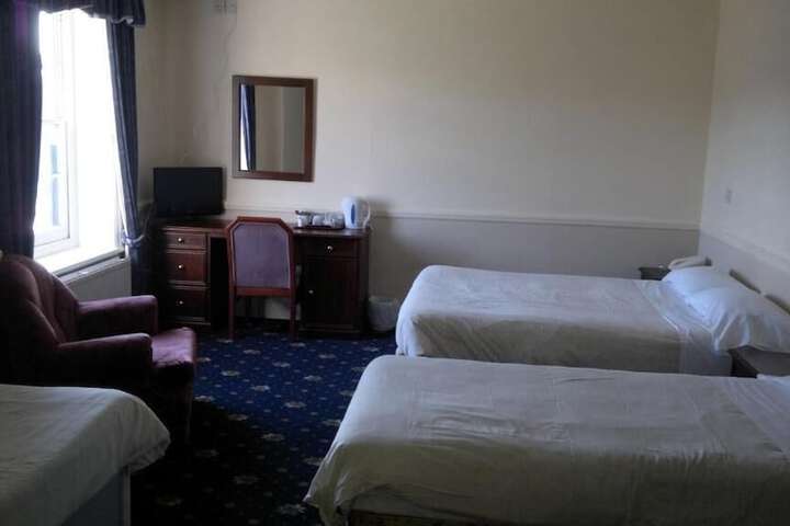 Room 12 of 35