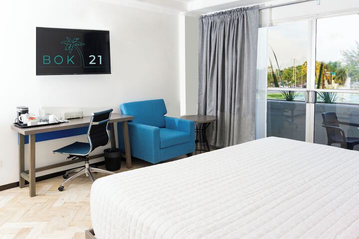 Room 17 of 41