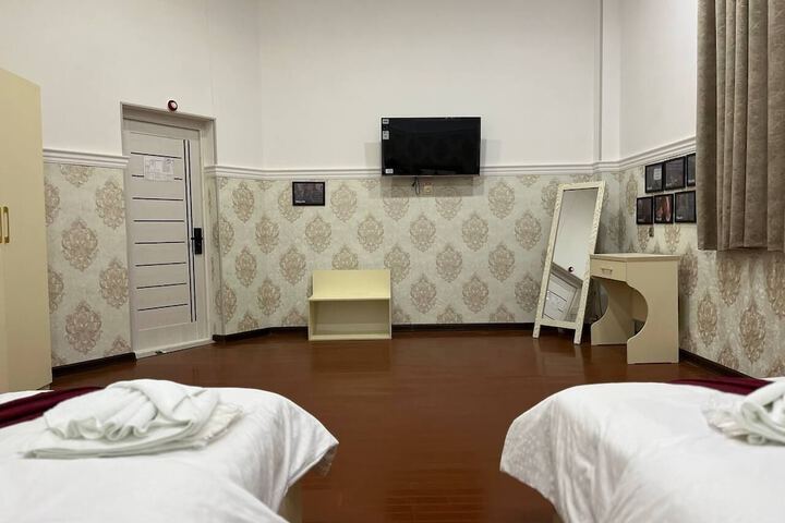Room 14 of 44