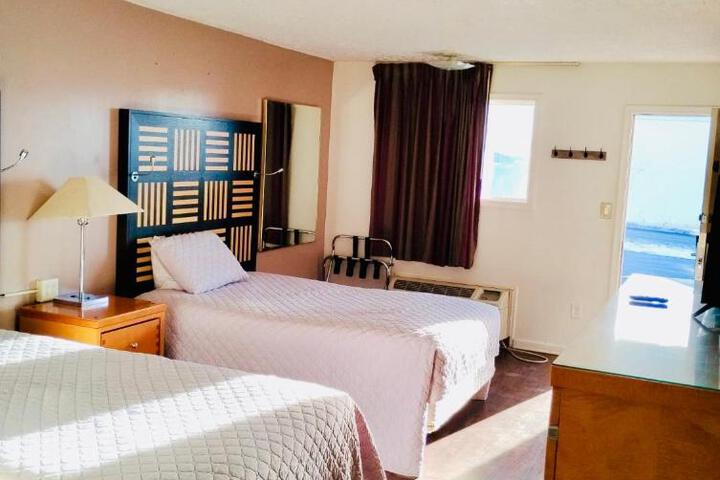 2 Double Beds (1 of 8)