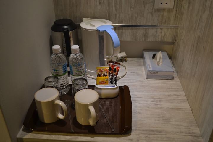 Room 5 of 49