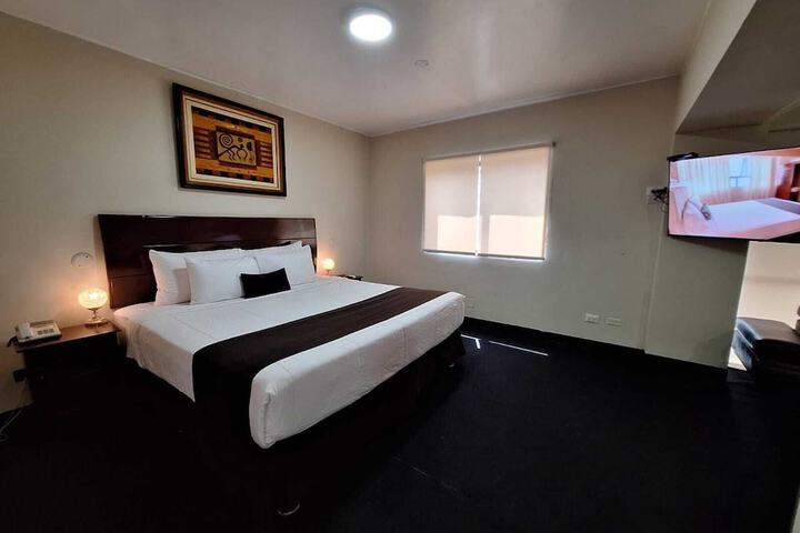 Room 19 of 79