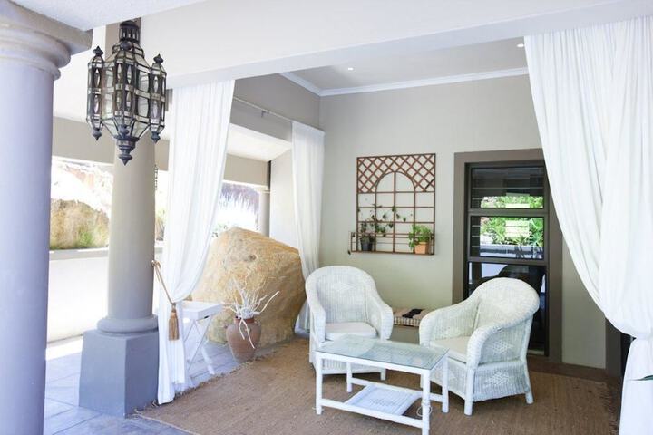 Terrace/Patio 27 of 33