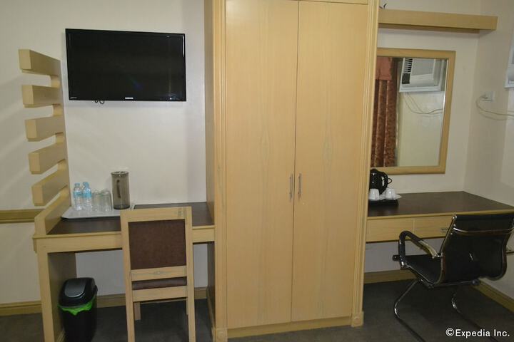 Room 18 of 82