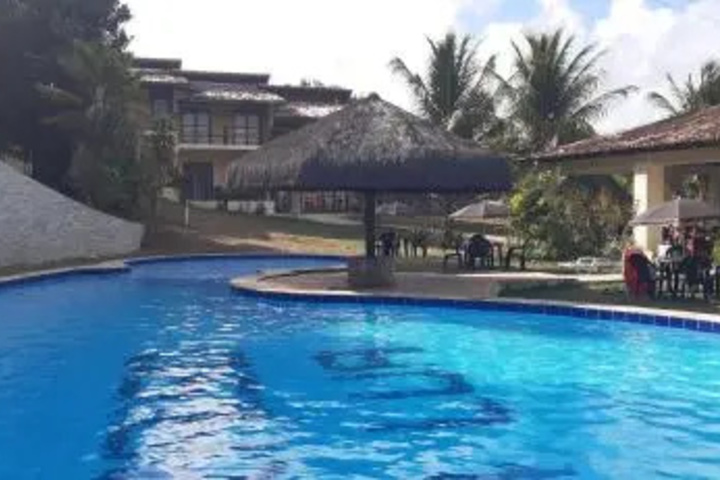 Pool 8 of 13