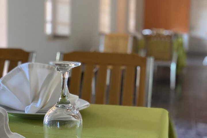 Dining 28 of 46