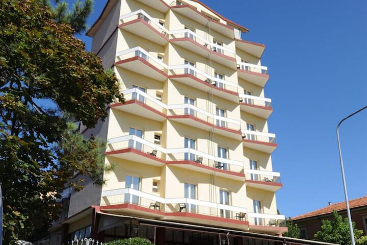 Hotel Royal in Pesaro