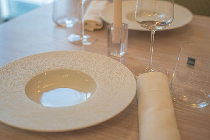 Dining 61 of 92