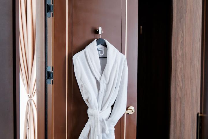 Room 30 of 76