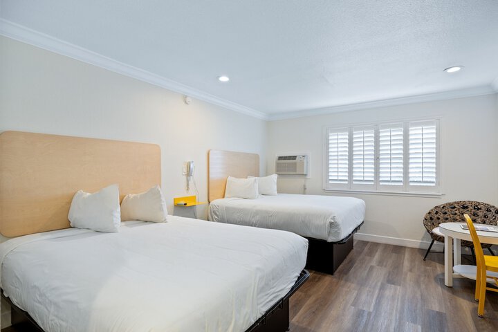 Classic 2 Double Beds (5 of 18)
