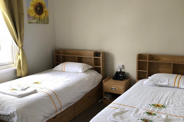 Room 22 of 43