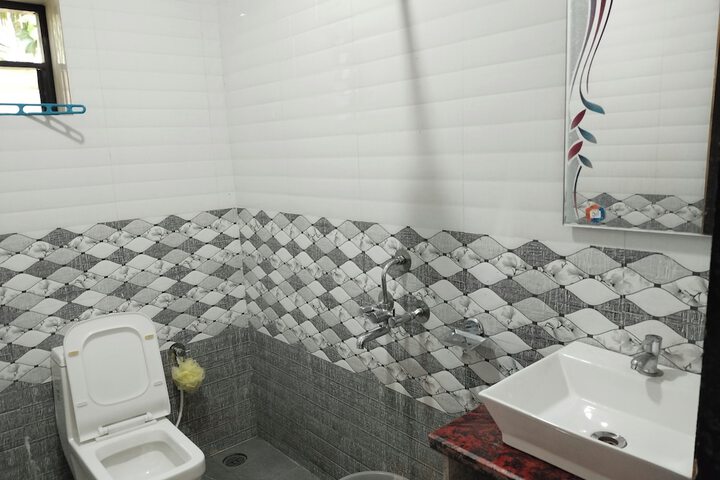 Room 7 of 7