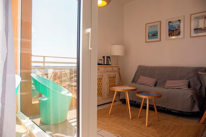 Terrace/Patio 44 of 77