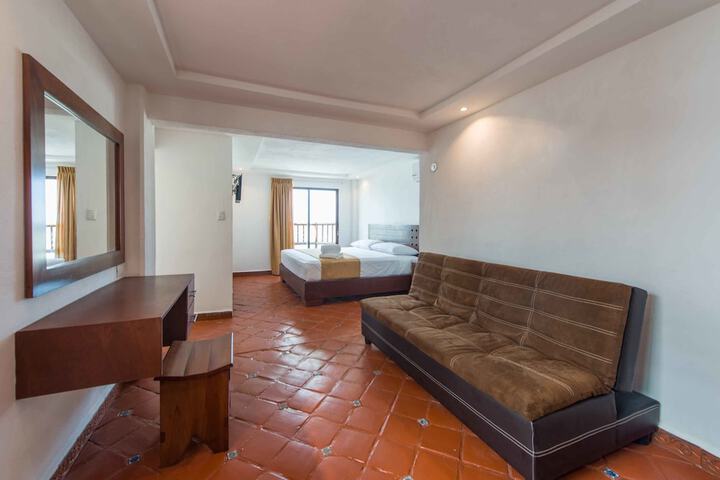 Room 7 of 89