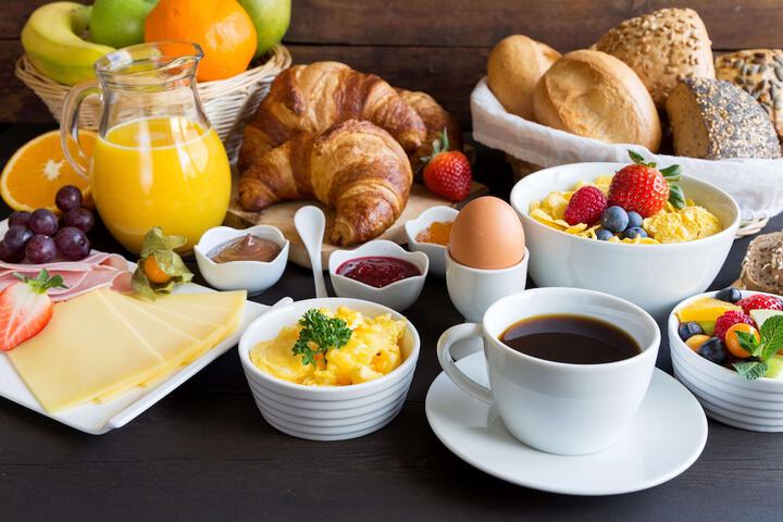 Breakfast area