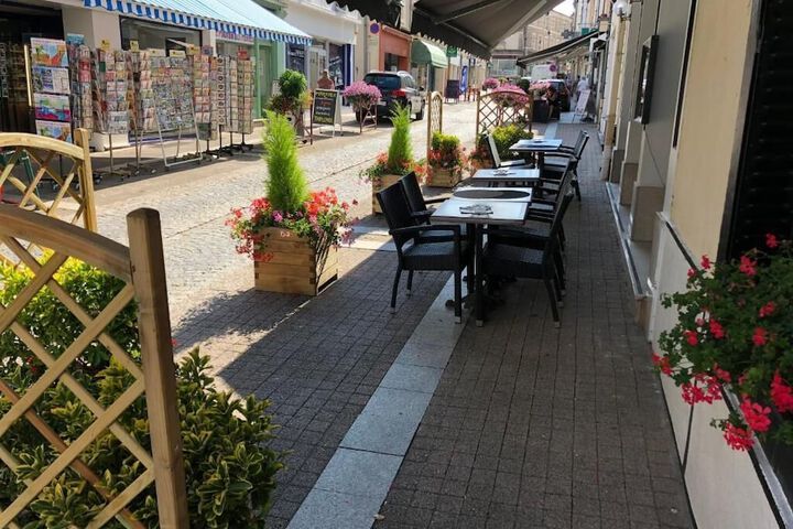 HOTEL RESTAURANT HERARD in Bourbonne-les-Bains