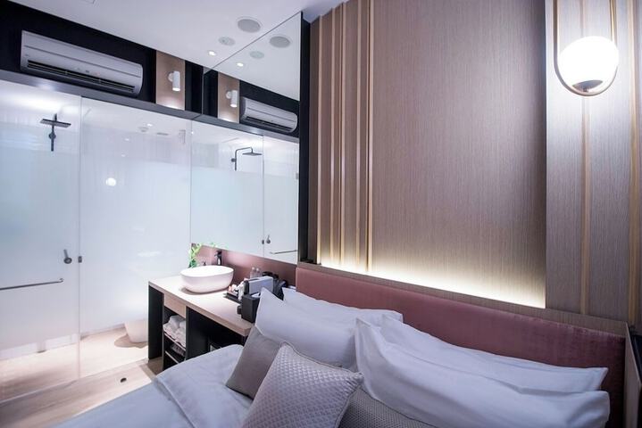 Room 19 of 26