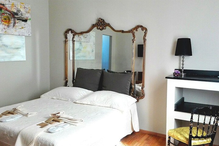 Room 4 of 4