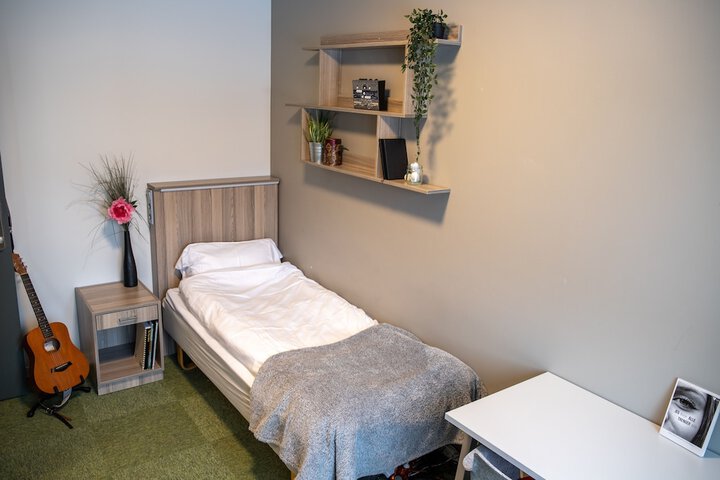 Room 4 of 39