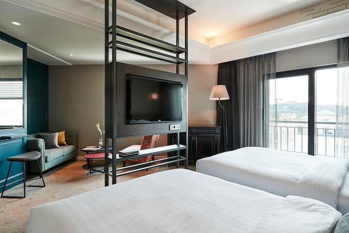 Room 29 of 145