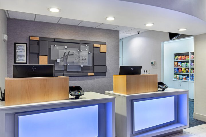 Guest Lobby