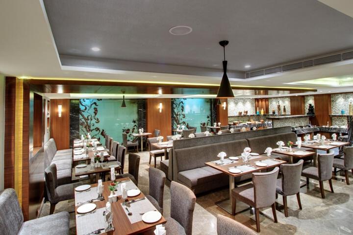 Dining 79 of 152