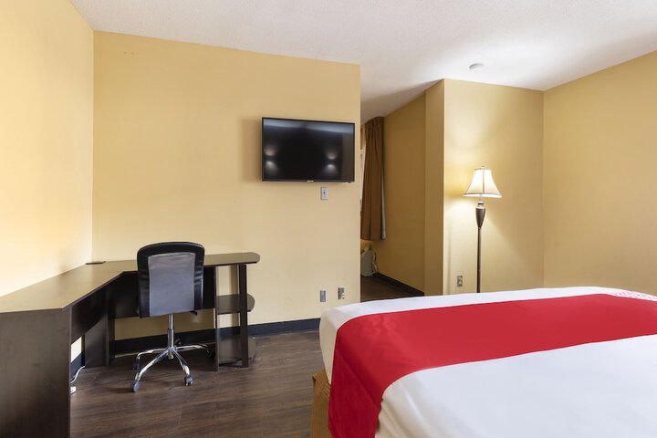 Room 18 of 84