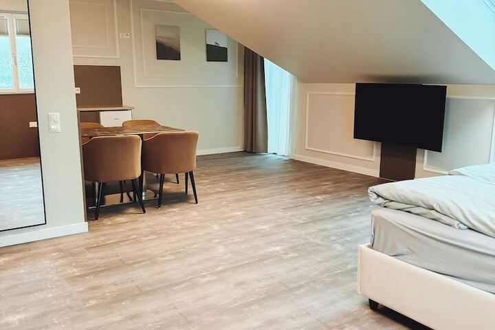 Room 21 of 91