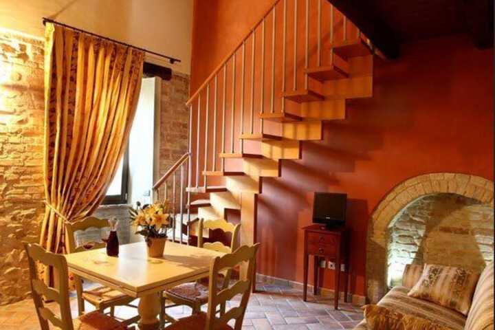 Room 16 of 36