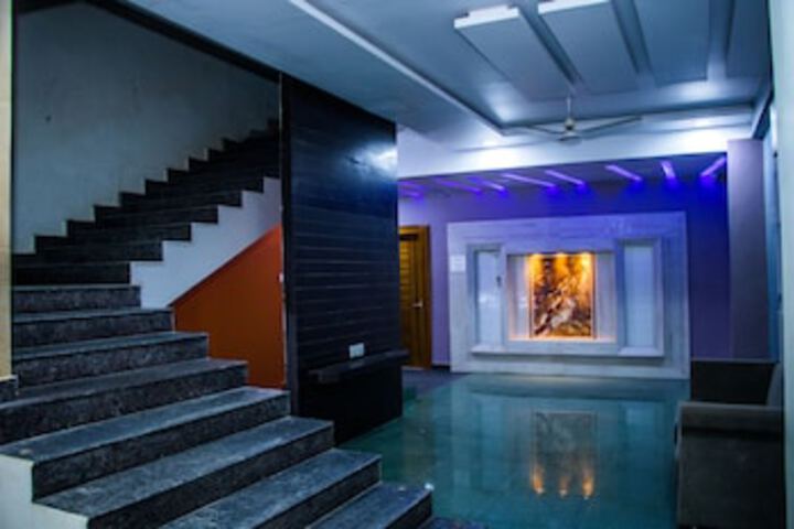 HOTEL AKSHAT RESIDENCY