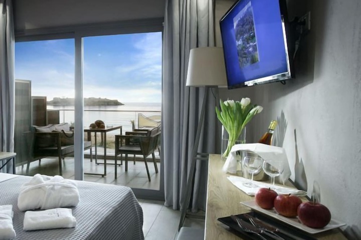 Room 51 of 105