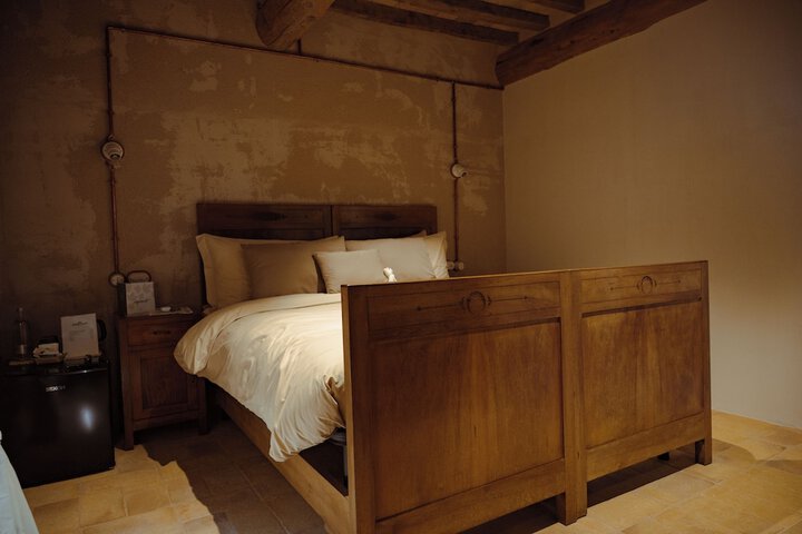 Room 16 of 101