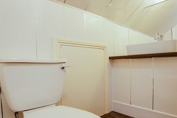 Room 36 of 46