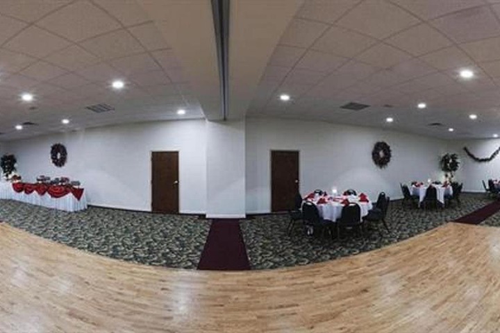 Banquet hall