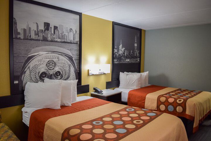 2 Double Beds (1 of 13)