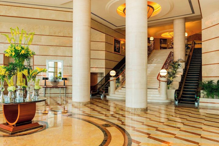 Entrance & Lobby