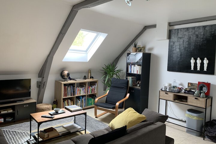 Room 12 of 46
