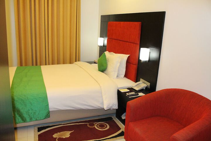 Room 28 of 54