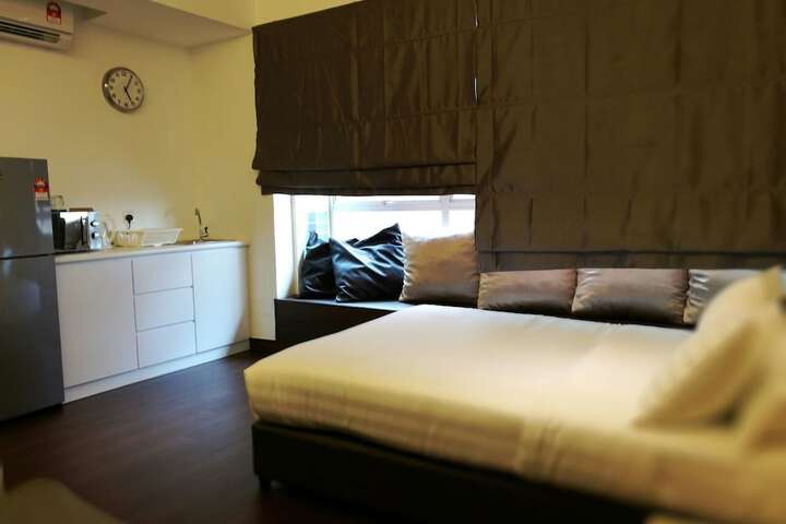 Room 6 of 53