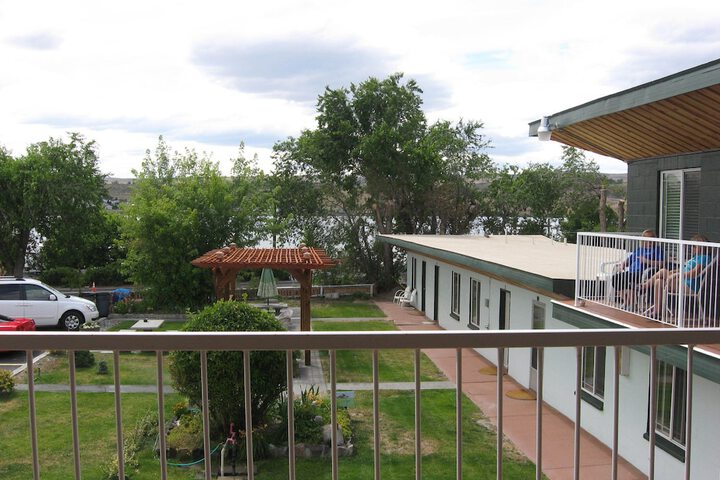 Terrace/Patio 24 of 29